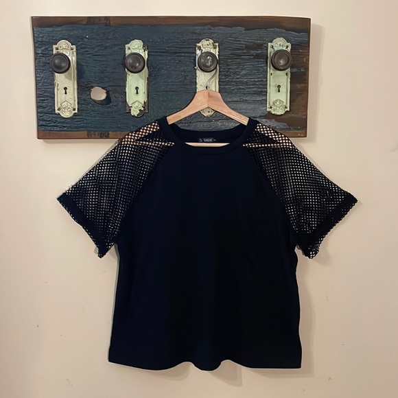 2/$18 Shein Black Fish Net Raglan Sleeve T-shirt Size 1XL - Picture 3 of 11